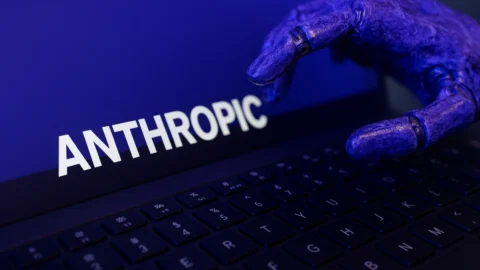 Anthropic diz ter identificado Rússia, China, Irã e Iêmen entre países que usaram sua IA para propaganda e pesquisas potencialmente perigosas