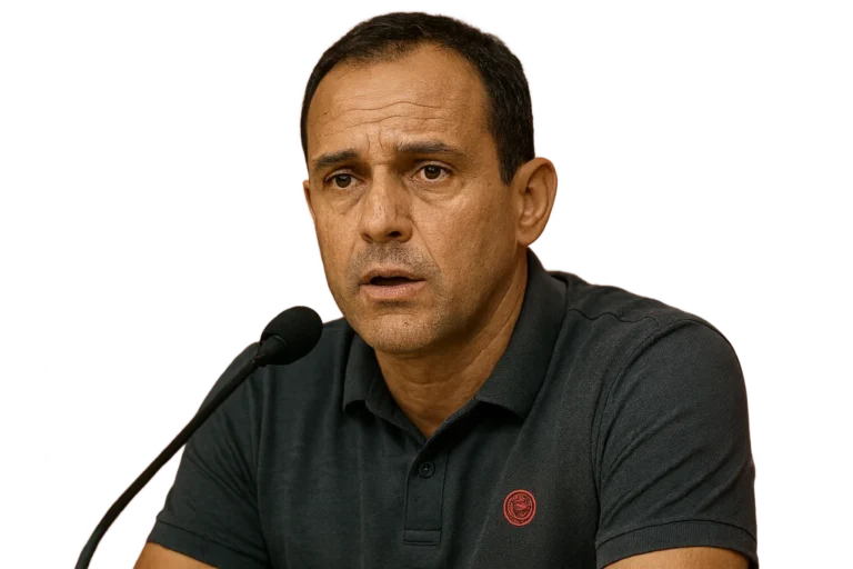Eduardo Baptista promete Inter com centroavante e maior presença na área para buscar reação