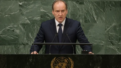 Na ONU, chanceler russo pede fim do bloqueio dos EUA contra Cuba