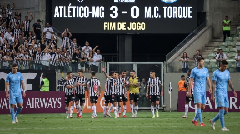 Atlético-MG atropela o Montevideo City Torque por 3 a 0 na Arena MRV e fica muito perto da grande final da Copa Sul-Americana 2026 com atuação impecável do ataque