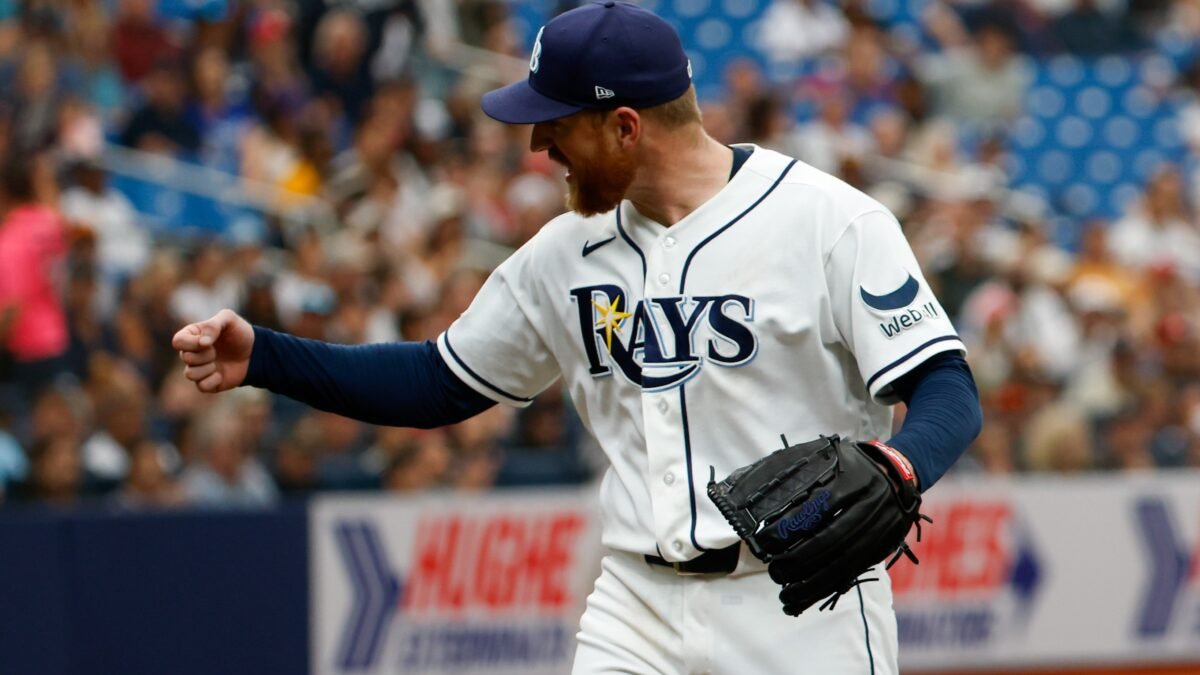 Atuação histórica de Drew Rasmussen e vitória do Tampa Bay Rays sobre o New York Yankees no Jogo 1 da ALDS