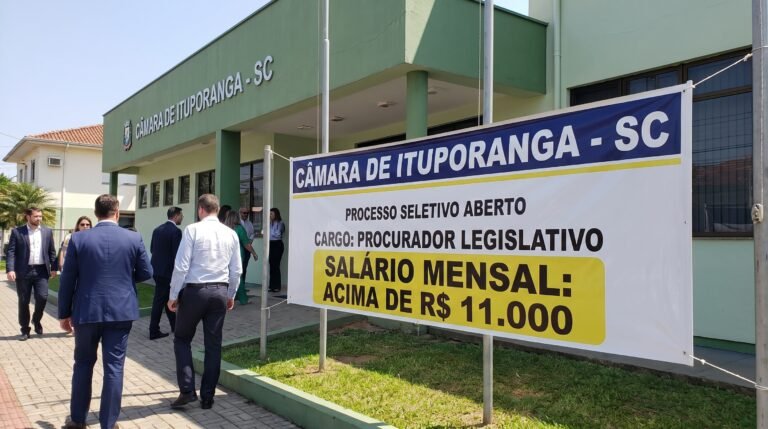 Câmara de Ituporanga em Santa Catarina abre novo processo seletivo com vaga de Procurador Legislativo e remuneração mensal de mais de R$11.000 reais