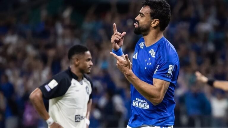 Cruzeiro vence o Remo no Mineirão pela 32ª rodada do Brasileirão e garante vaga provisória no G4 rumo direto à Copa Libertadores