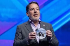 Ex-chefe da PlayStation questiona o fim da mídia física pela Sony e dispara sobre a verdadeira propriedade dos jogos digitais na indústria