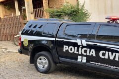 Homem é encontrado morto em casa em Contagem e filho e sobrinho da namorada viram principais suspeitos do crime na região metropolitana