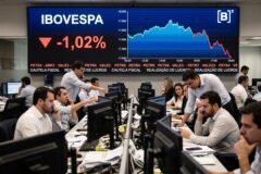 Ibovespa despenca 1% após recordes históricos impulsionado por realização de lucros, cautela com eleições presidenciais e cenário fiscal tenso