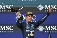Kimi Antonelli vence GP de Austin na Fórmula 1, mas adia conquista do título mundial após combinação de resultados com Mercedes