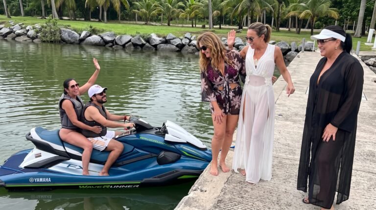 Mãe de Virginia curte mansão de R$ 27 milhões da filha no Rio de Janeiro ao lado do namorado e de um grupo de amigas