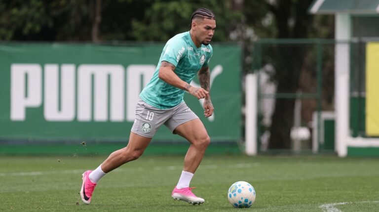 Por que a presença de Paulinho em Palmeiras x Bahia é incerta mesmo após o atacante alcançar o último estágio de recuperação física