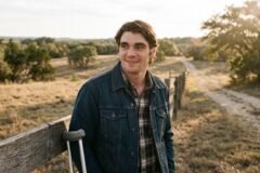 Quem era RJ Mitte, o inesquecível Walter White Jr de Breaking Bad que faleceu tragicamente aos 34 anos de idade no Texas