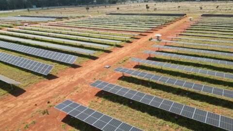 TSE chega ao primeiro turno das eleições com 100% da energia solar compensada e garante economia milionária na administração pública