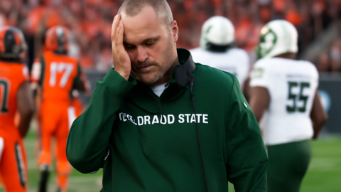 Colorado State demite coordenador defensivo Tyson Summers após derrota vexatória de 56 a 26 para o Oregon State no futebol americano universitário